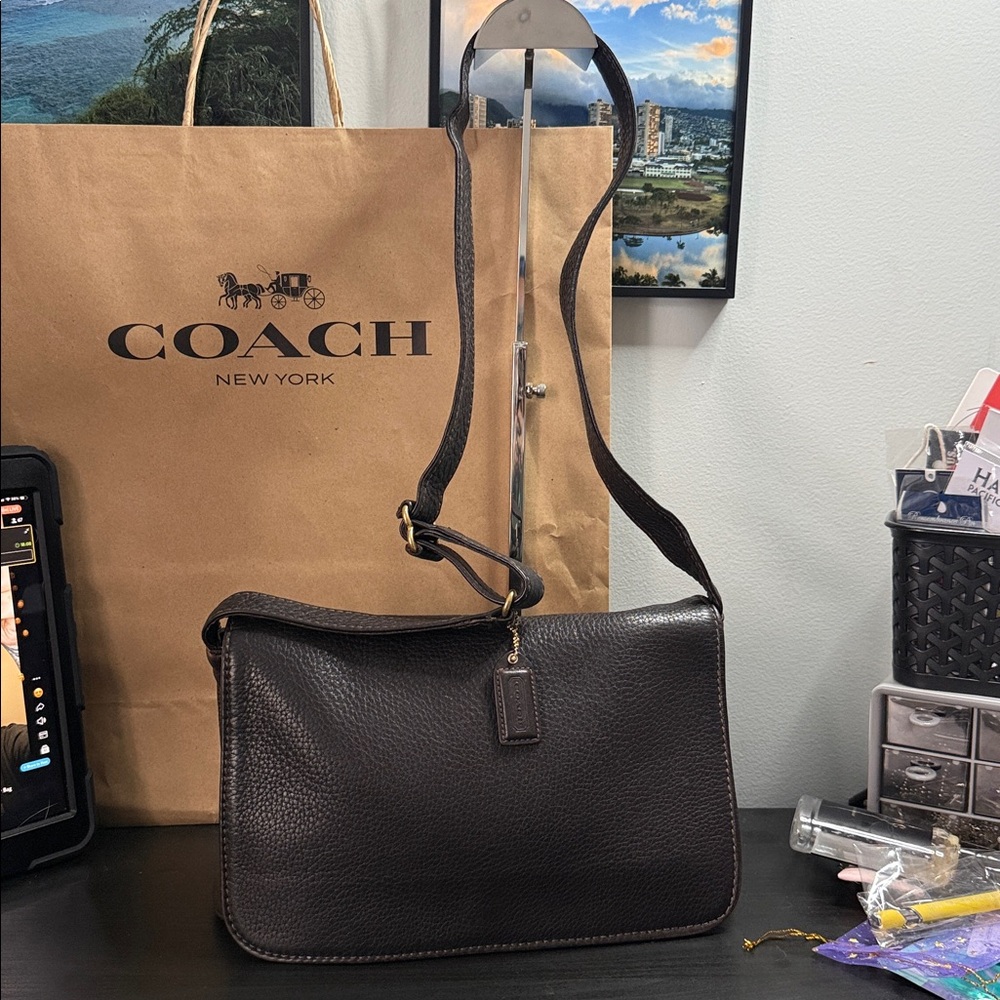 Coach Vintage Full Flap Leather Shoulder Bag - Picture 3 of 14